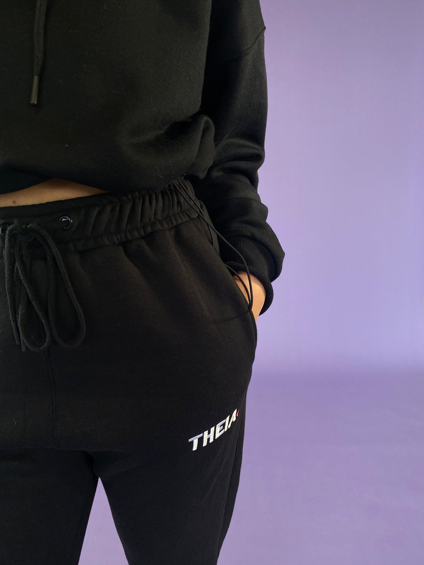 THEIA BASE Black Jogger