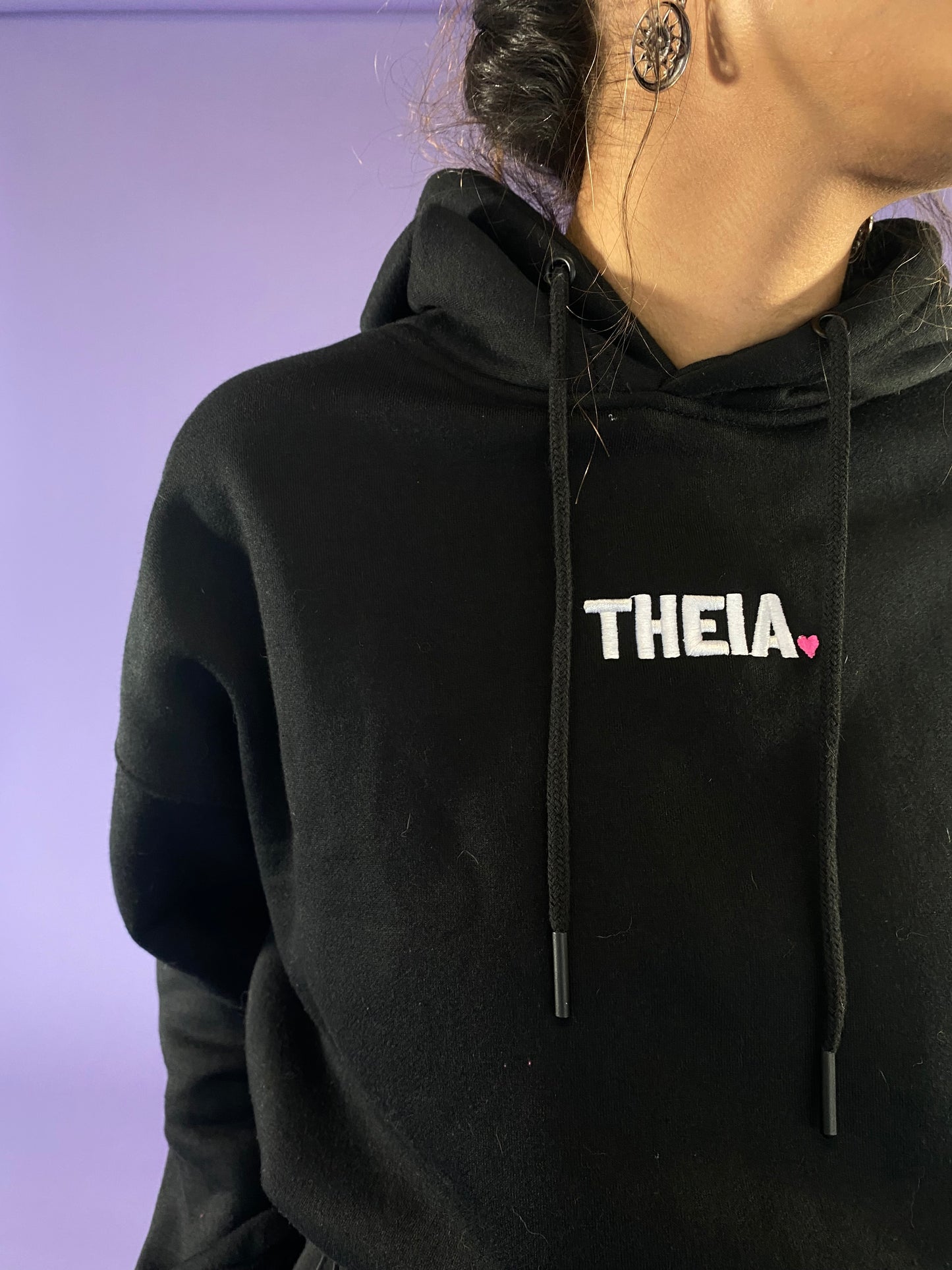 THEIA BASE Black Cropped Hoodie